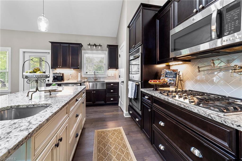 7740 Robinson Road Summerfield, NC 27358 - Photo 10 of 48 Beautiful kitchen
