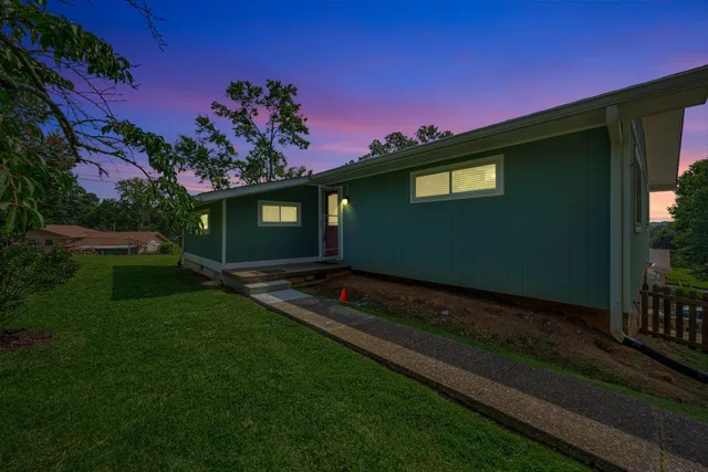 $349,999 | 1331 Cloverdale Circle, Hixson, TN 37343