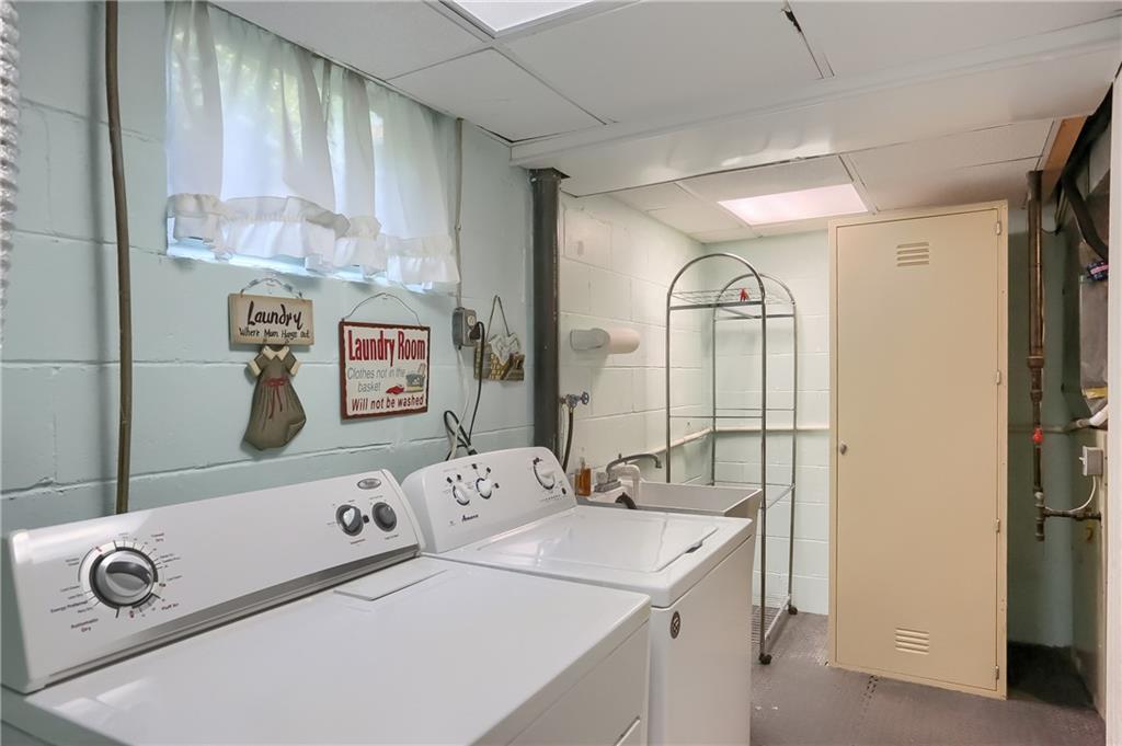 912 Harper Road Crescent, PA 15046 - Photo 11 of 25 Gallery Image 11