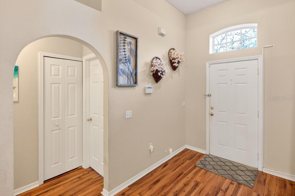 1332 Honey Road Apopka, FL 32712 - Photo 2 of 59