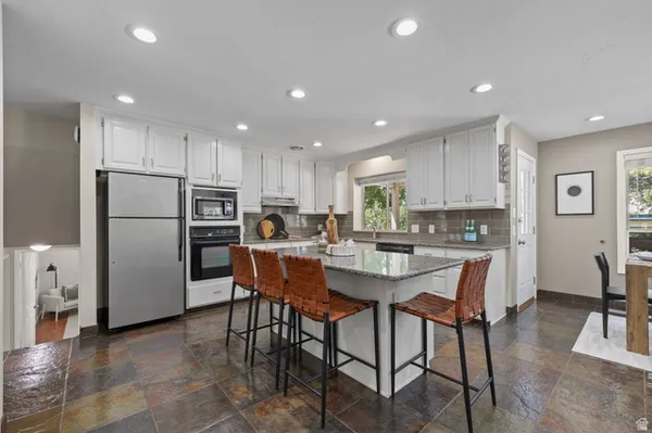 $740,000 | 2370 Quail Run Circle East, Sandy, UT 84093