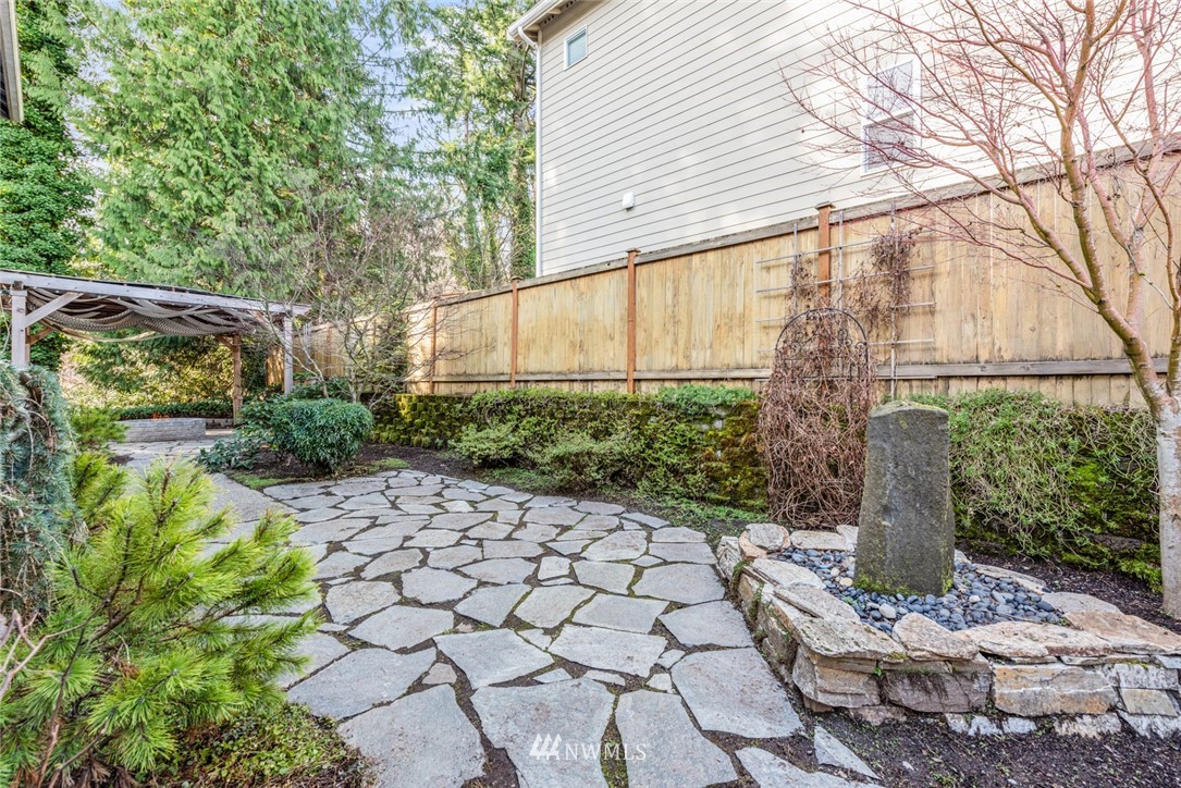 2007 Atlas Road Bothell, WA 98021 - Photo 29 of 32