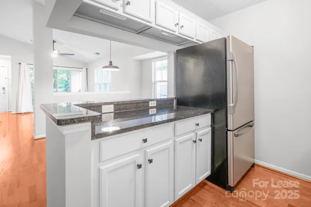 $1,995 | 611 Olmsted Park Place, Charlotte, NC 28203