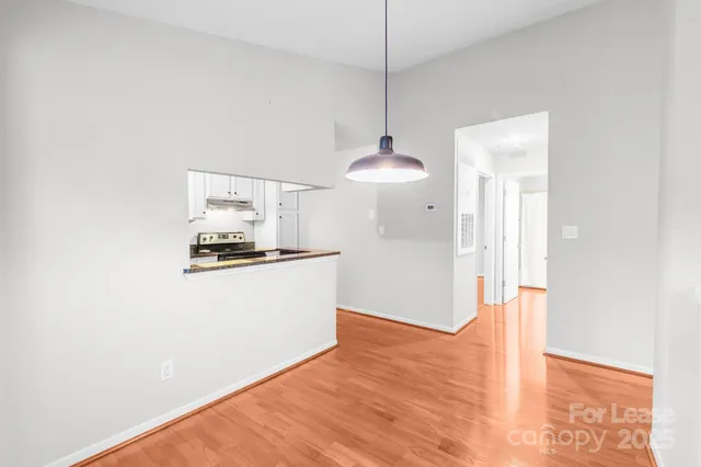 $1,995 | 611 Olmsted Park Place, Charlotte, NC 28203