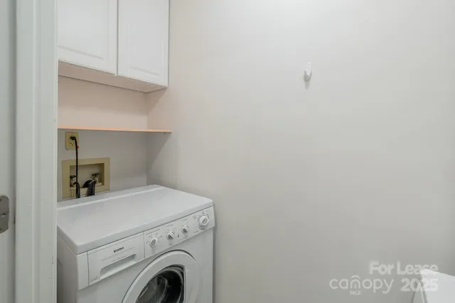 $1,995 | 611 Olmsted Park Place, Charlotte, NC 28203