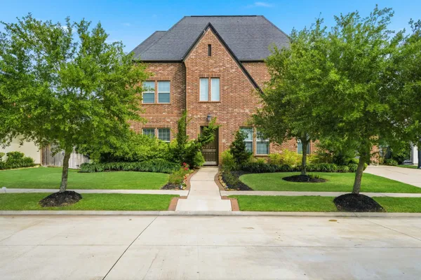 $1,430,000 | 5735 Genoa Springs Lane, Sugar Land, TX 77479