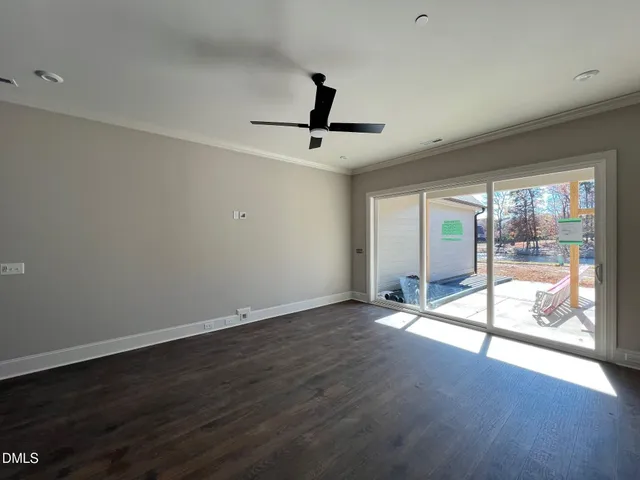 a view of utility room