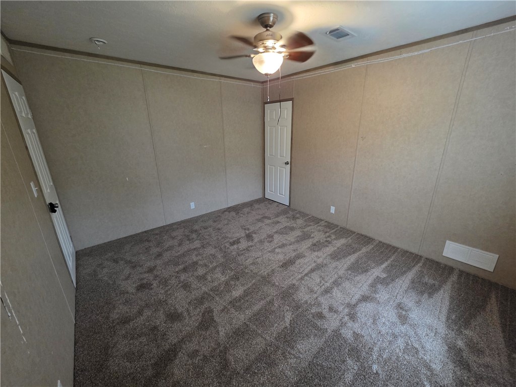 208 Redwood Road Somerville, TX 77879 - Photo 11 of 17