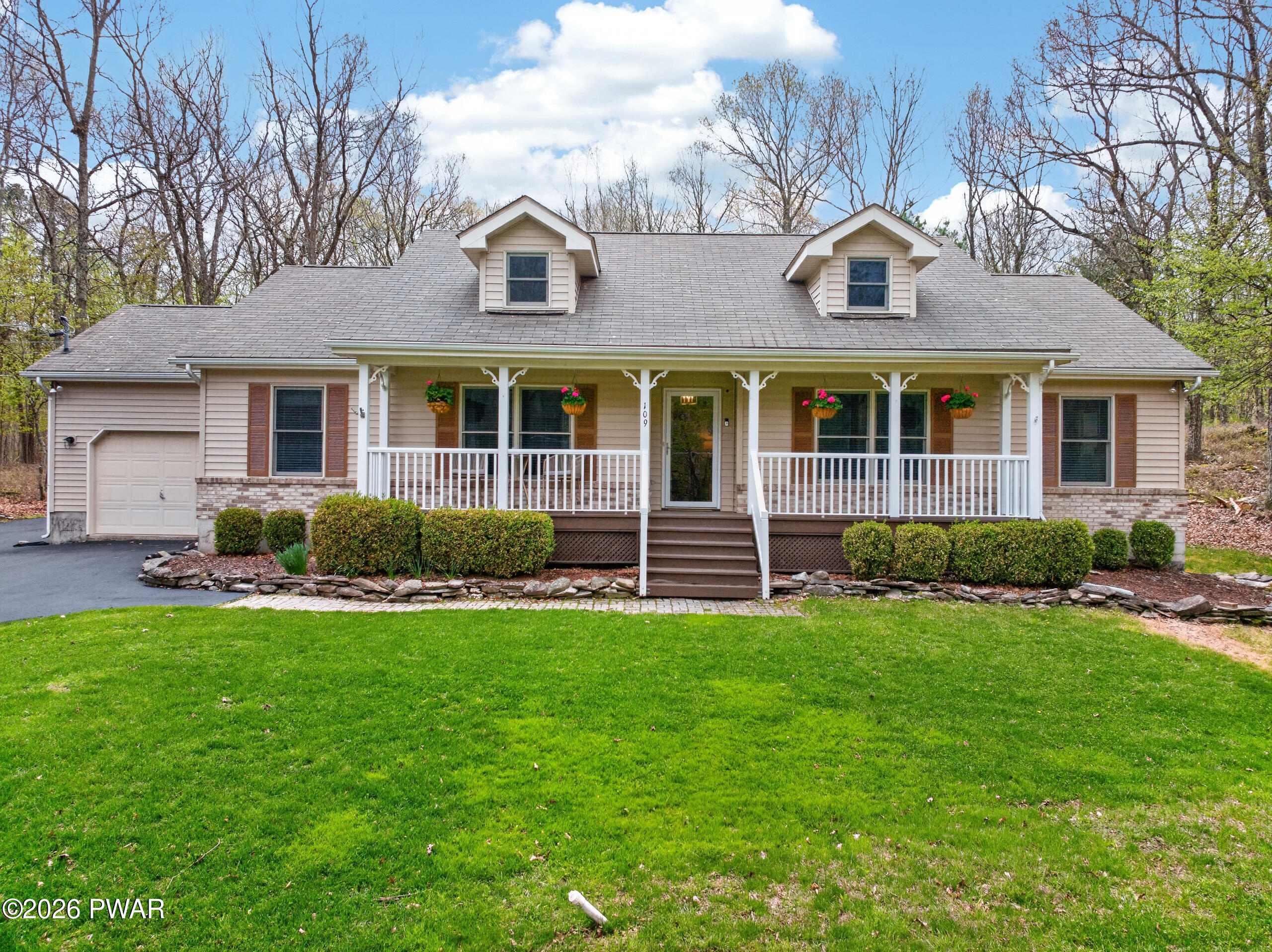 109 Maple Ridge Road Milford, PA 18337 - Photo 1 of 47