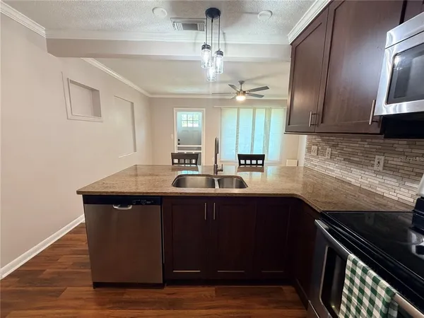 $1,800 | 5529 Magnolia Way, New Port Richey, FL 34652