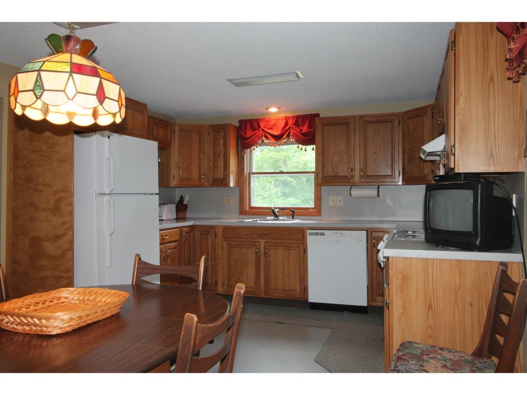 669 East Hill Road Brookfield, VT 05036 - Photo 4 of 20