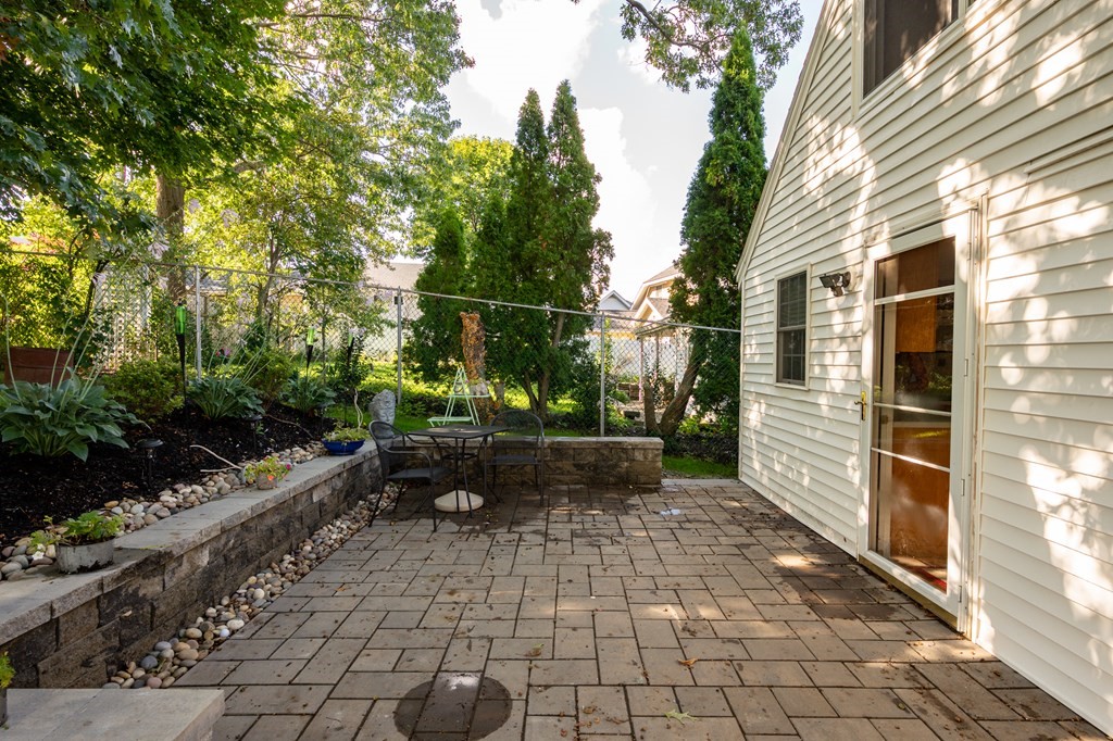 170 Butler Road Quincy, MA 02169 - Photo 16 of 21 Gallery Image 16