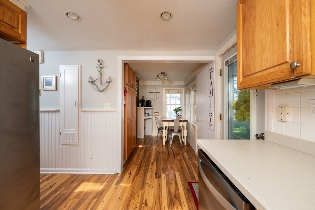 170 Butler Road Quincy, MA 02169 - Photo 4 of 21 Gallery Image 4