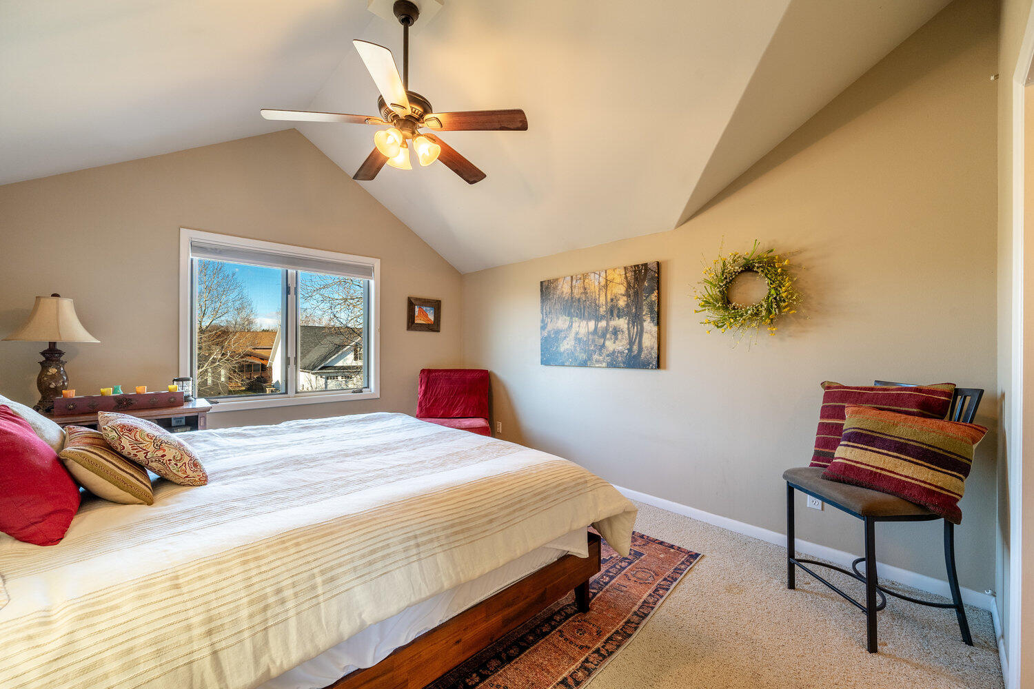 10 River Rock Road Sheridan, WY 82801 - Photo 27 of 40 Upstairs Bedroom Suite