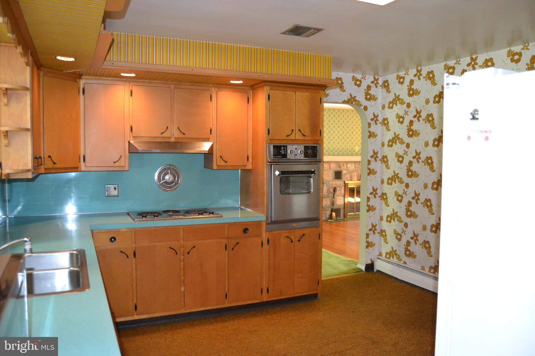 1294 Trexlertown Road Trexlertown, PA 18062 - Photo 18 of 37