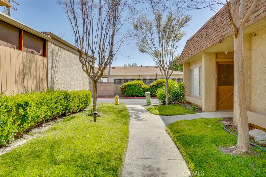 612 South Santa Fe St Unit 4