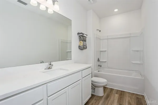 $339,900 | 6654 Sun Tree Circle, Pensacola, FL 32526
