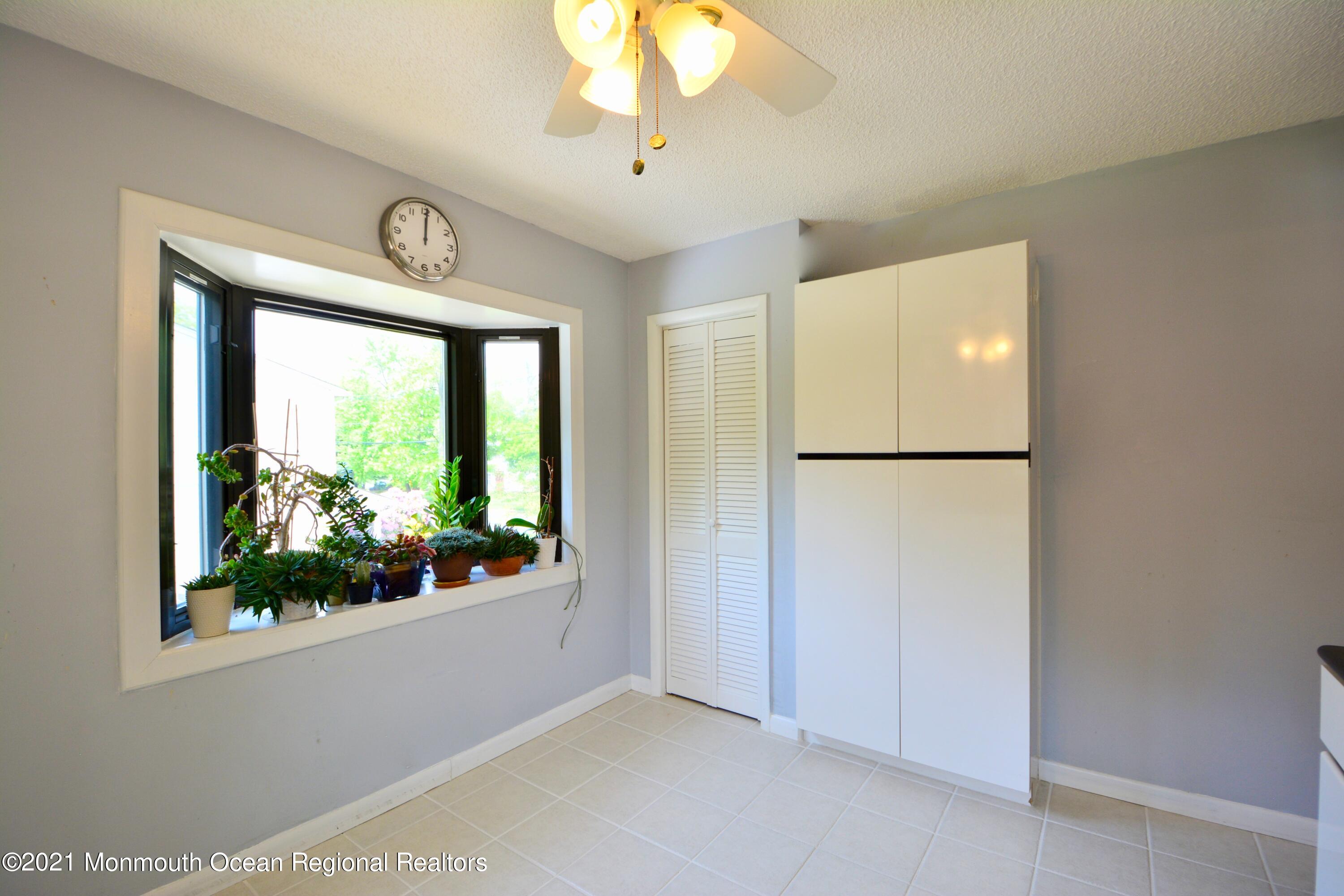 421 Union Hill Road Morganville, NJ 07751 - Photo 15 of 33 Pretty Window!