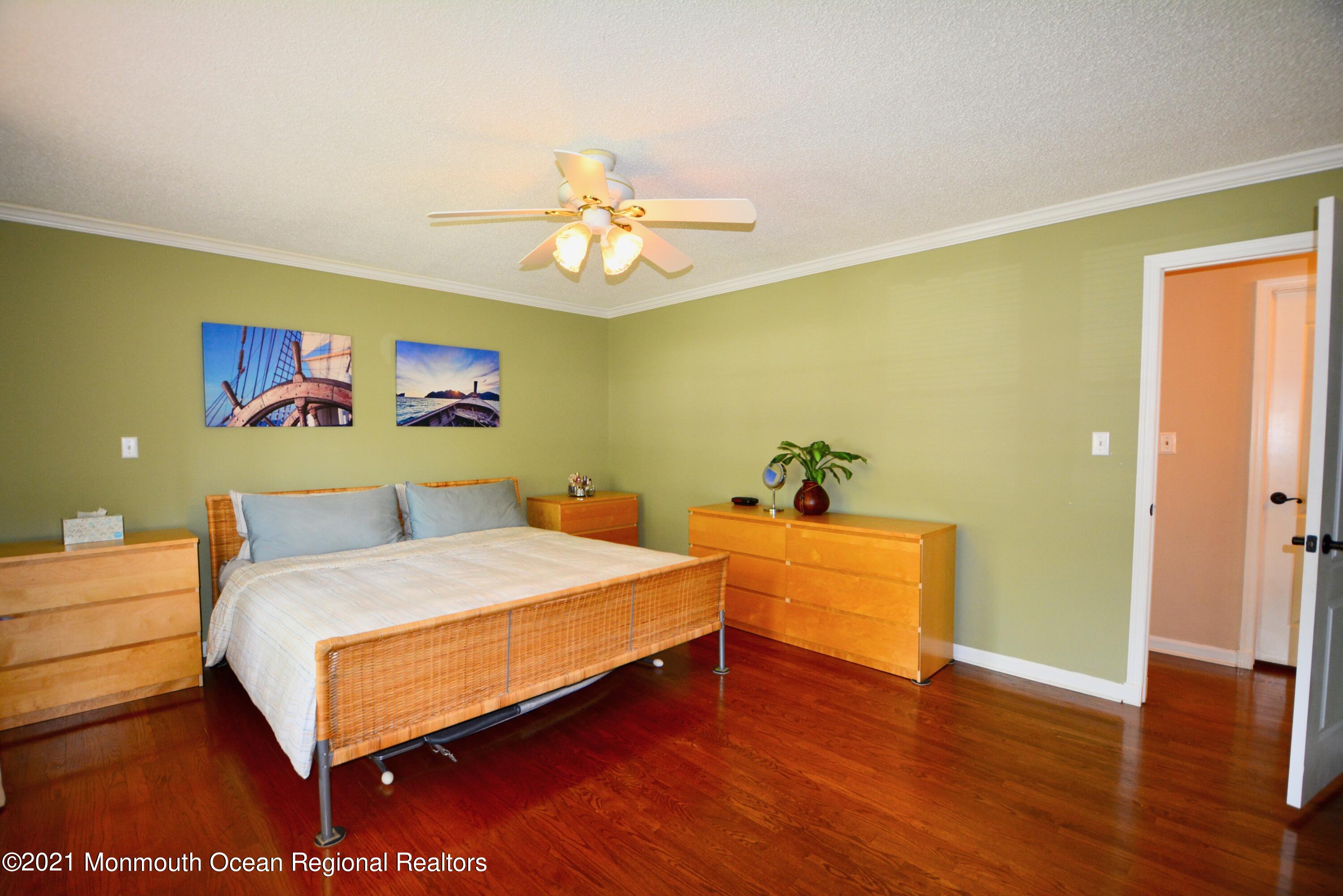 421 Union Hill Road Morganville, NJ 07751 - Photo 24 of 33 SERENE!