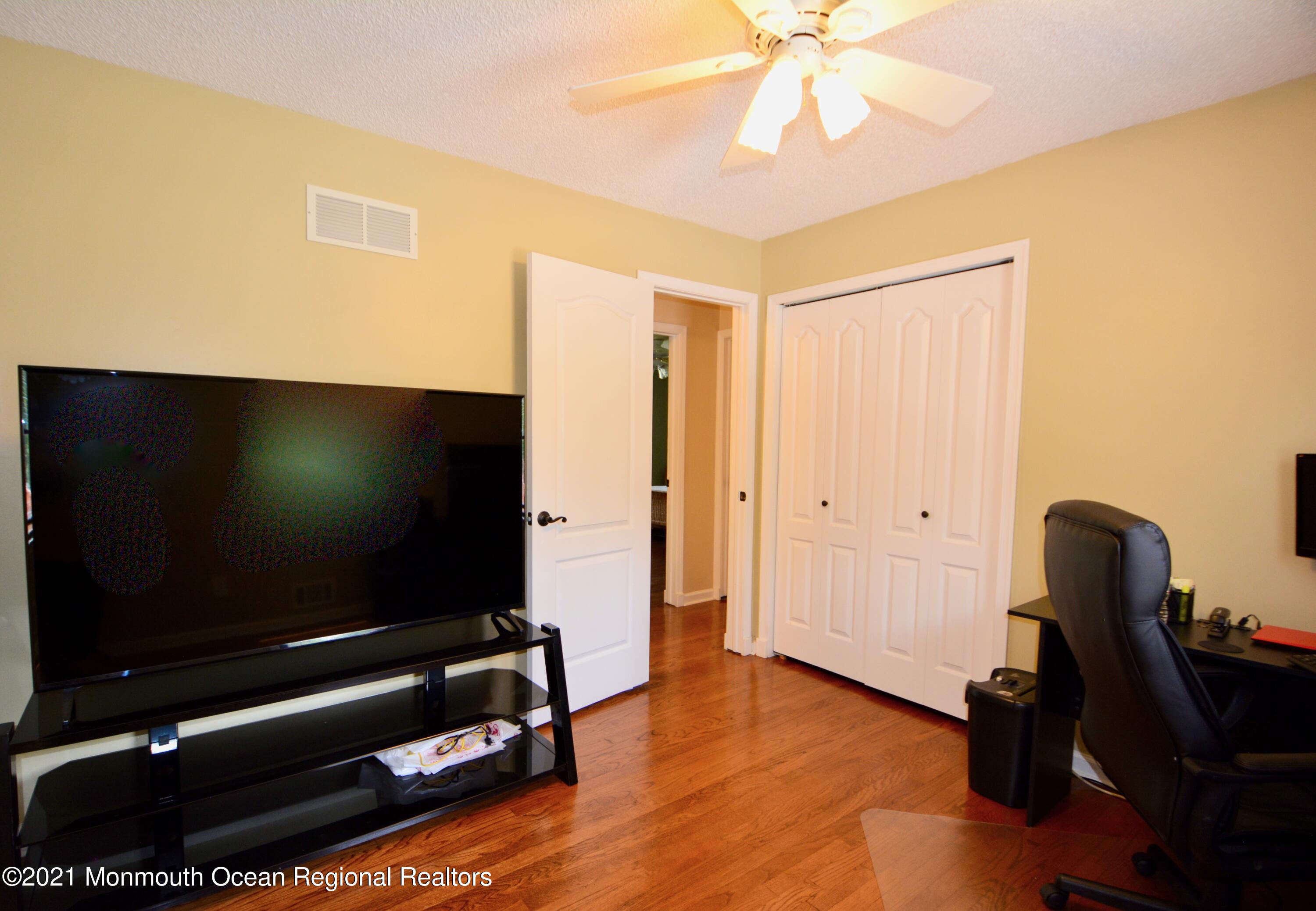 421 Union Hill Road Morganville, NJ 07751 - Photo 28 of 33 3rd Bedoom