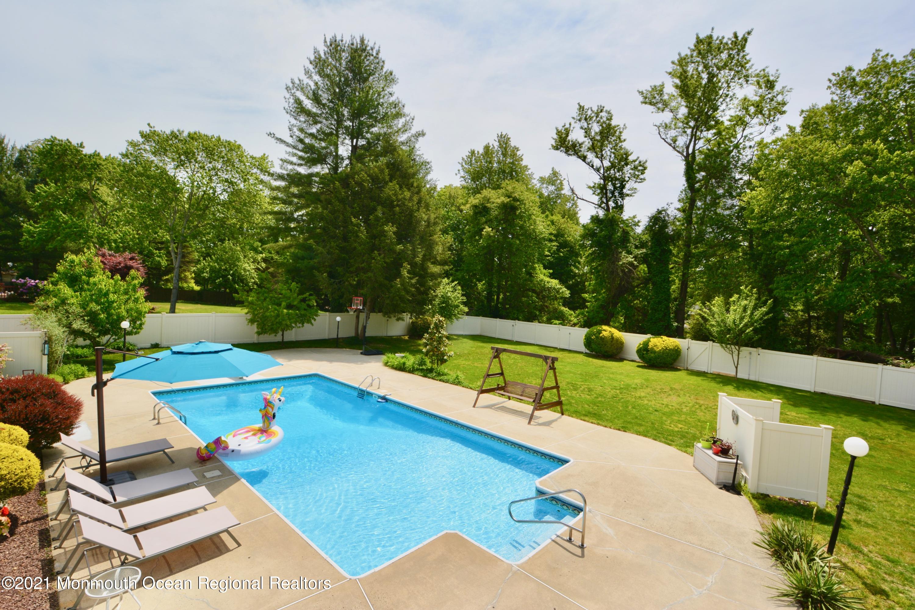 421 Union Hill Road Morganville, NJ 07751 - Photo 31 of 33 PRIVATE