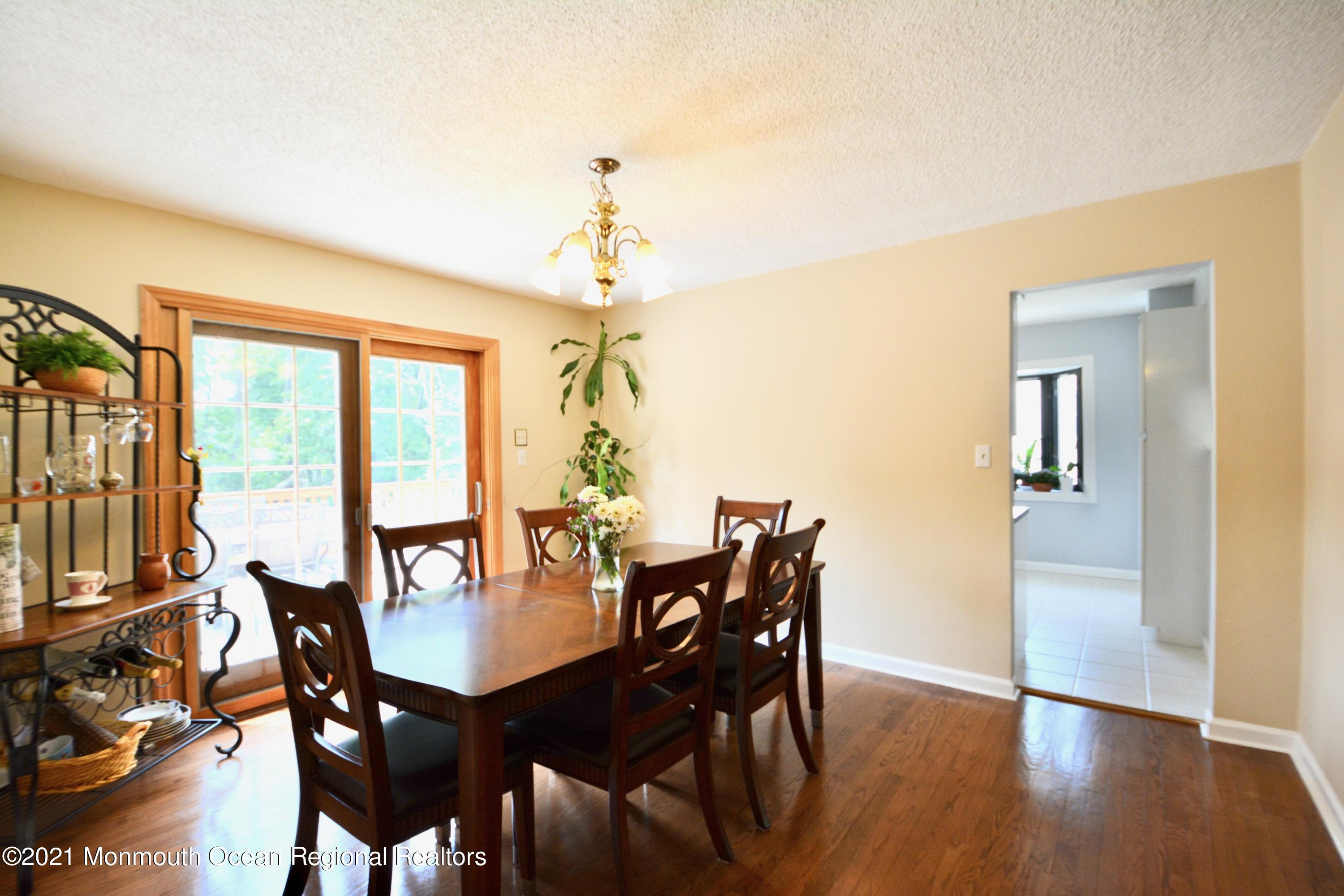 421 Union Hill Road Morganville, NJ 07751 - Photo 10 of 33 Formal Dining!