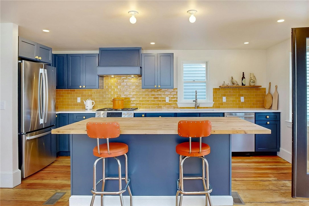 38 John Street Providence, RI 02906 - Photo 19 of 50