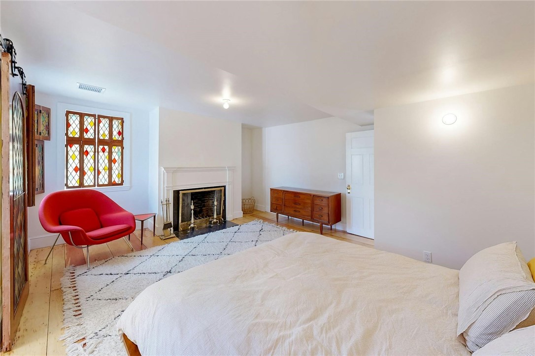 38 John Street Providence, RI 02906 - Photo 23 of 50