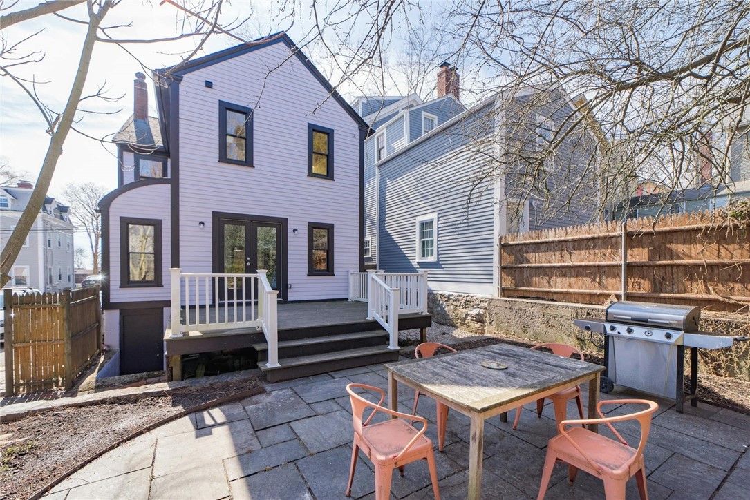 38 John Street Providence, RI 02906 - Photo 47 of 50