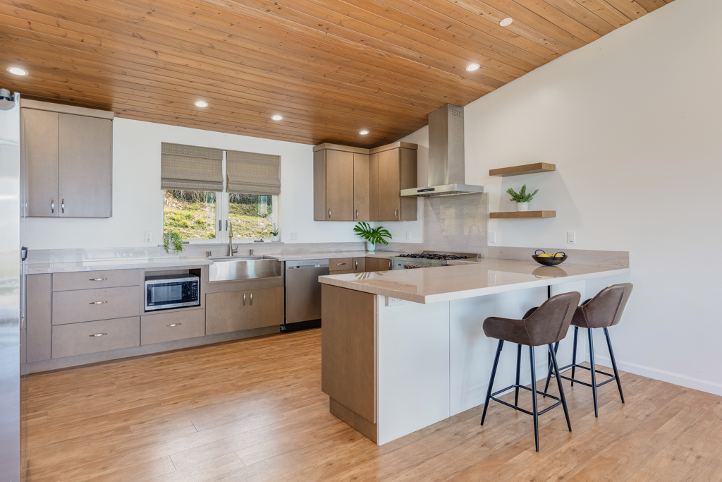 81-6219 Napoopoo Road Captain Cook, HI 96704 - Photo 5 of 28 Gallery Image 5