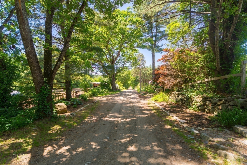 117 South Street Upton, MA 01568 - Photo 38 of 42