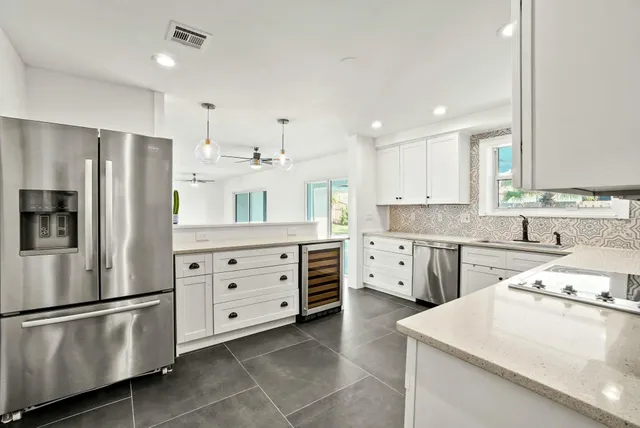 $5,000 | 711 Southwest 25th Place, Boynton Beach, FL 33435