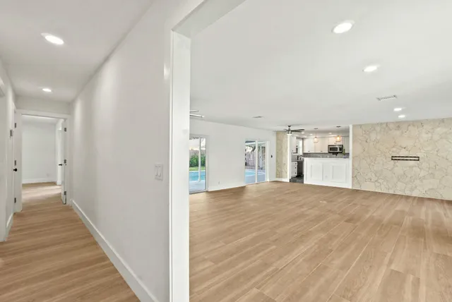 $5,000 | 711 Southwest 25th Place, Boynton Beach, FL 33435