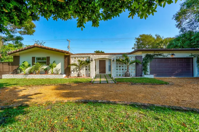 $5,000 | 711 Southwest 25th Place, Boynton Beach, FL 33435