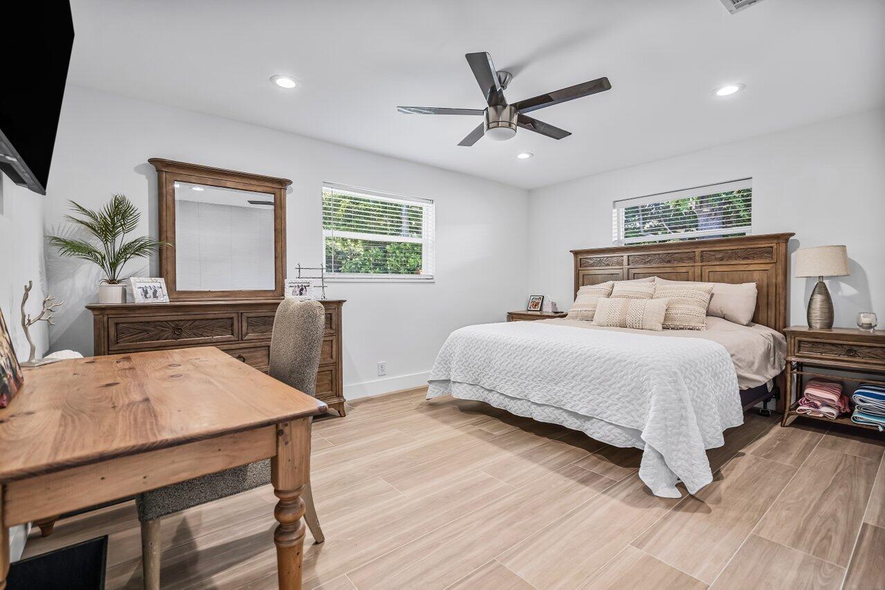 711 Southwest 25th Place Boynton Beach, FL 33435 - Photo 45 of 83 014-711Southwest25thPlace-BoyntonBeach-F