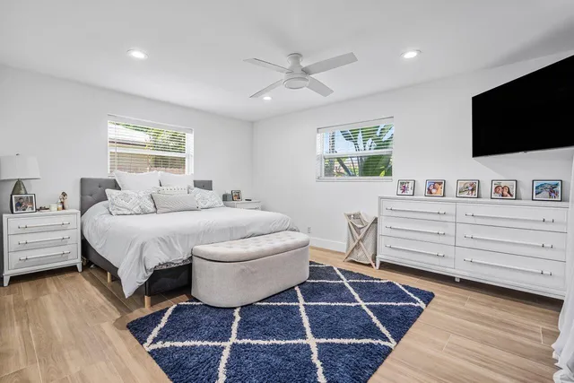 $5,000 | 711 Southwest 25th Place, Boynton Beach, FL 33435