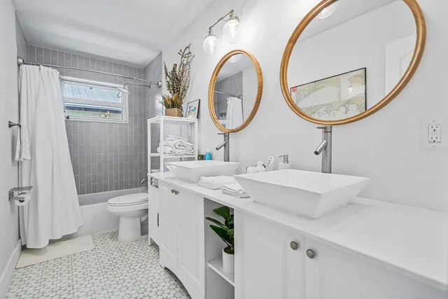 $5,000 | 711 Southwest 25th Place, Boynton Beach, FL 33435