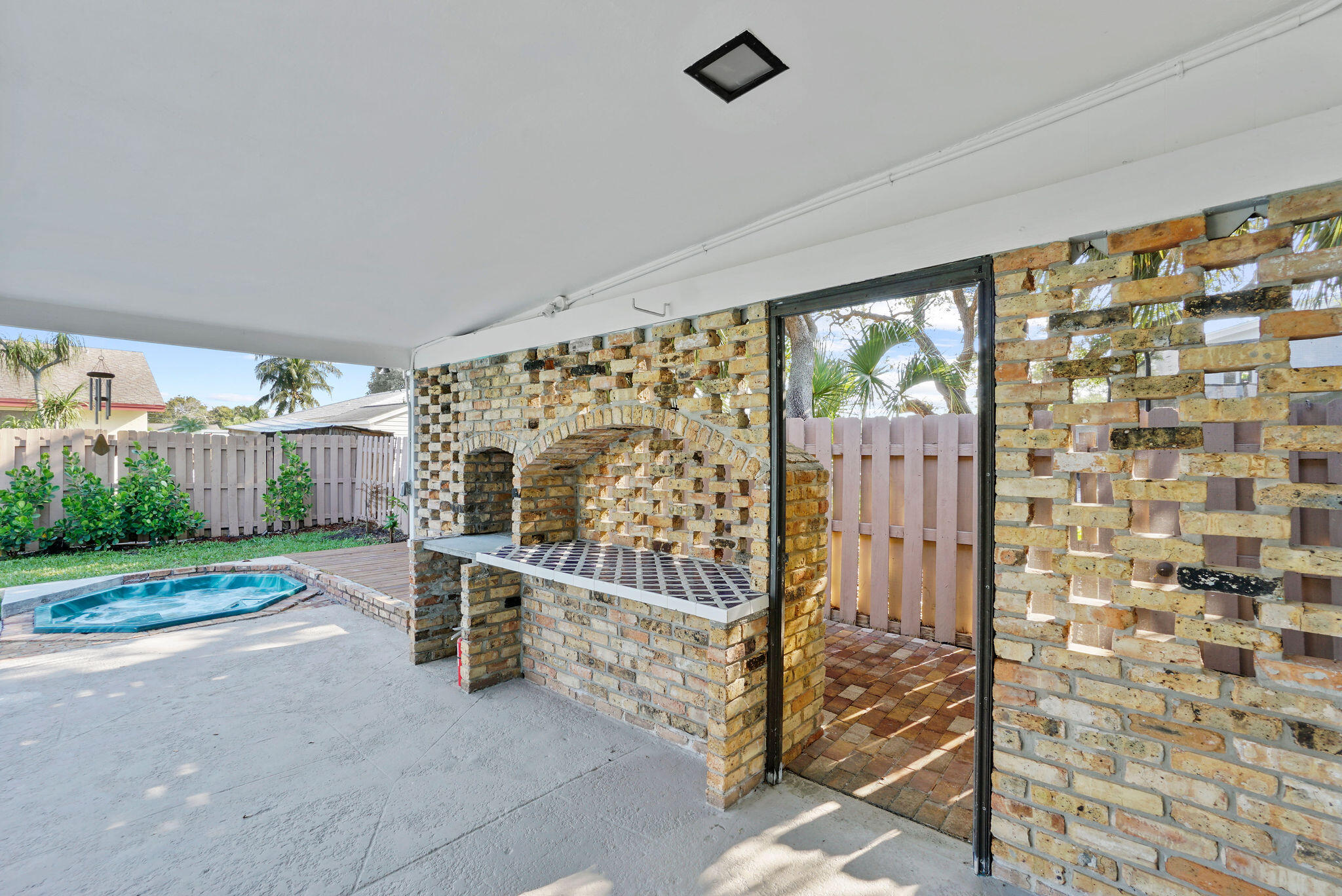 711 Southwest 25th Place Boynton Beach, FL 33435 - Photo 55 of 83 711SW25thPl_31