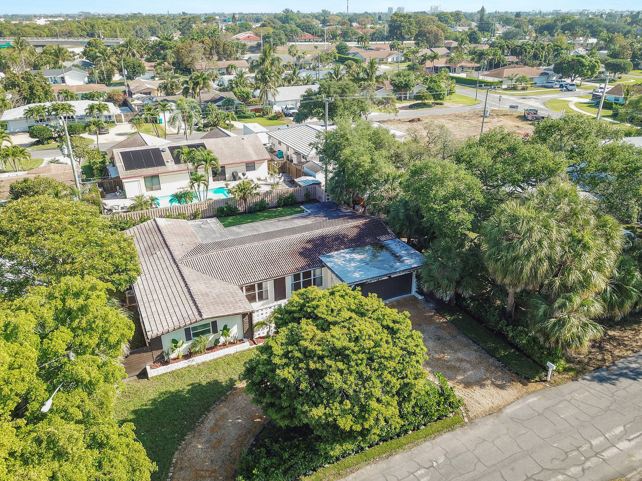 711 Southwest 25th Place Boynton Beach, FL 33435 - Photo 63 of 83 711SW25thPlAerials(1)