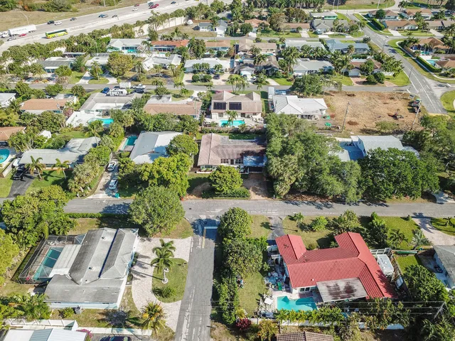 $5,000 | 711 Southwest 25th Place, Boynton Beach, FL 33435