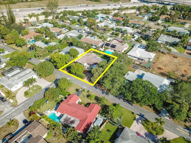 $5,000 | 711 Southwest 25th Place, Boynton Beach, FL 33435