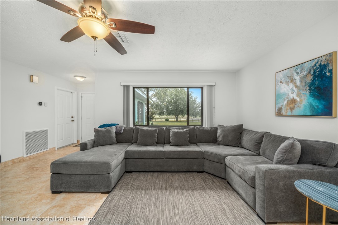 2287 Hartt Road Sebring, FL 33870 - Photo 17 of 30 Gallery Image 17