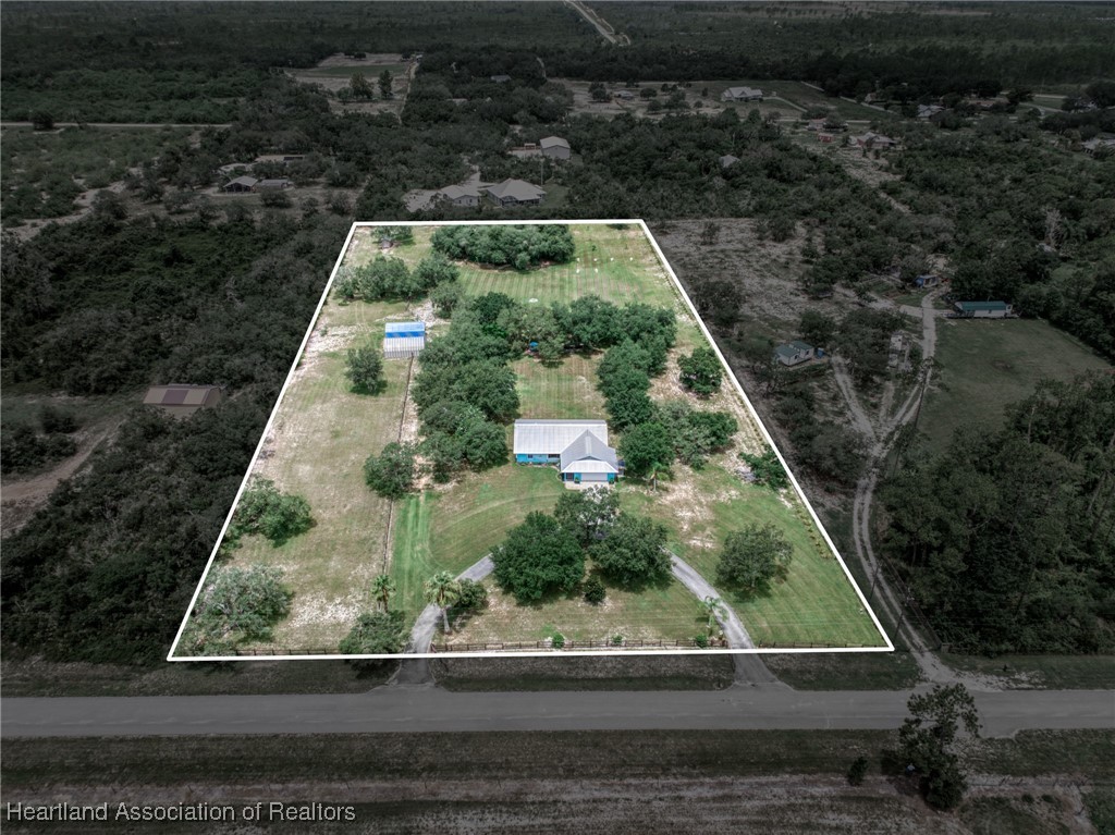 2287 Hartt Road Sebring, FL 33870 - Photo 5 of 30 Gallery Image 5