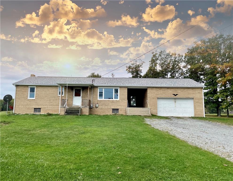 951 White Road Acme, PA 15610 - Photo 1 of 25 Gallery Image 1