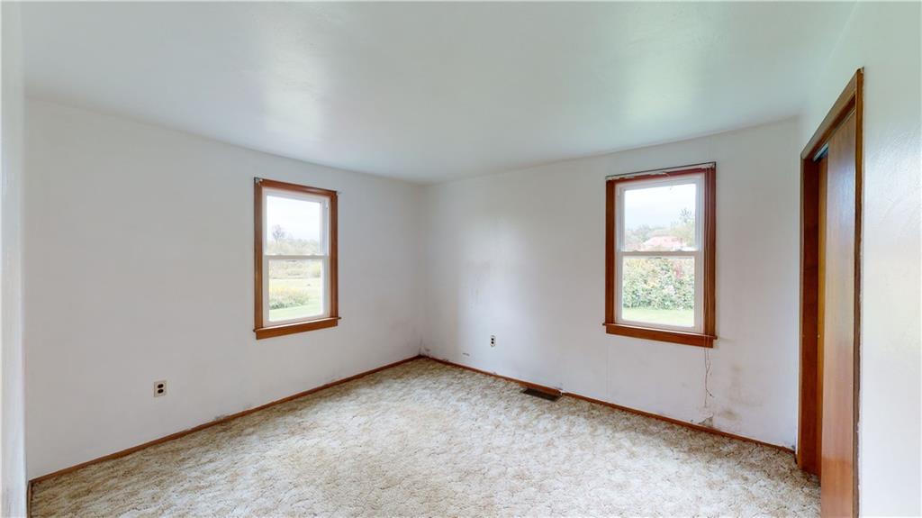 951 White Road Acme, PA 15610 - Photo 10 of 25 Gallery Image 10
