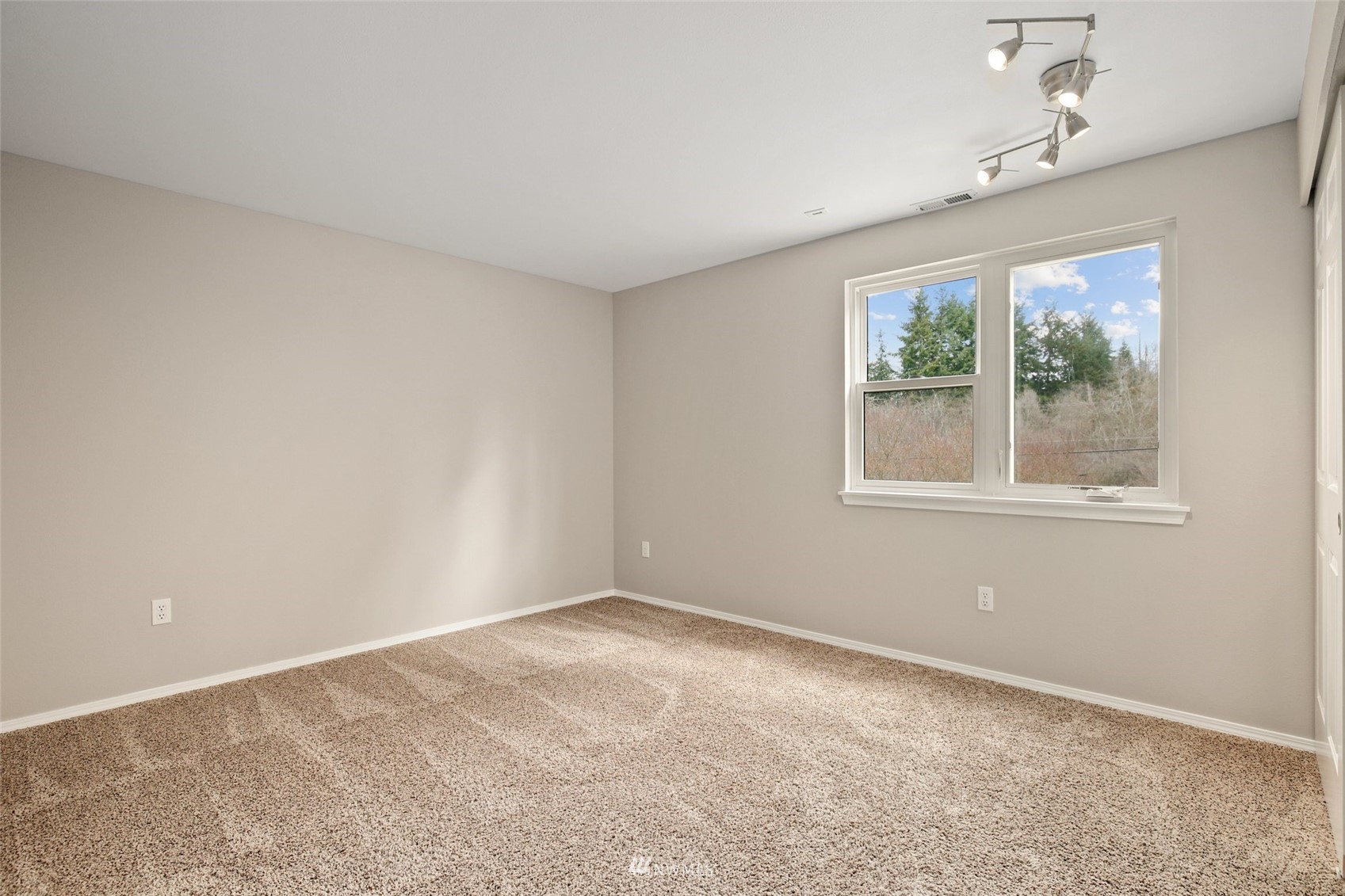 18352 160th Place Southeast Renton, WA 98058 - Photo 30 of 40 Gallery Image 30
