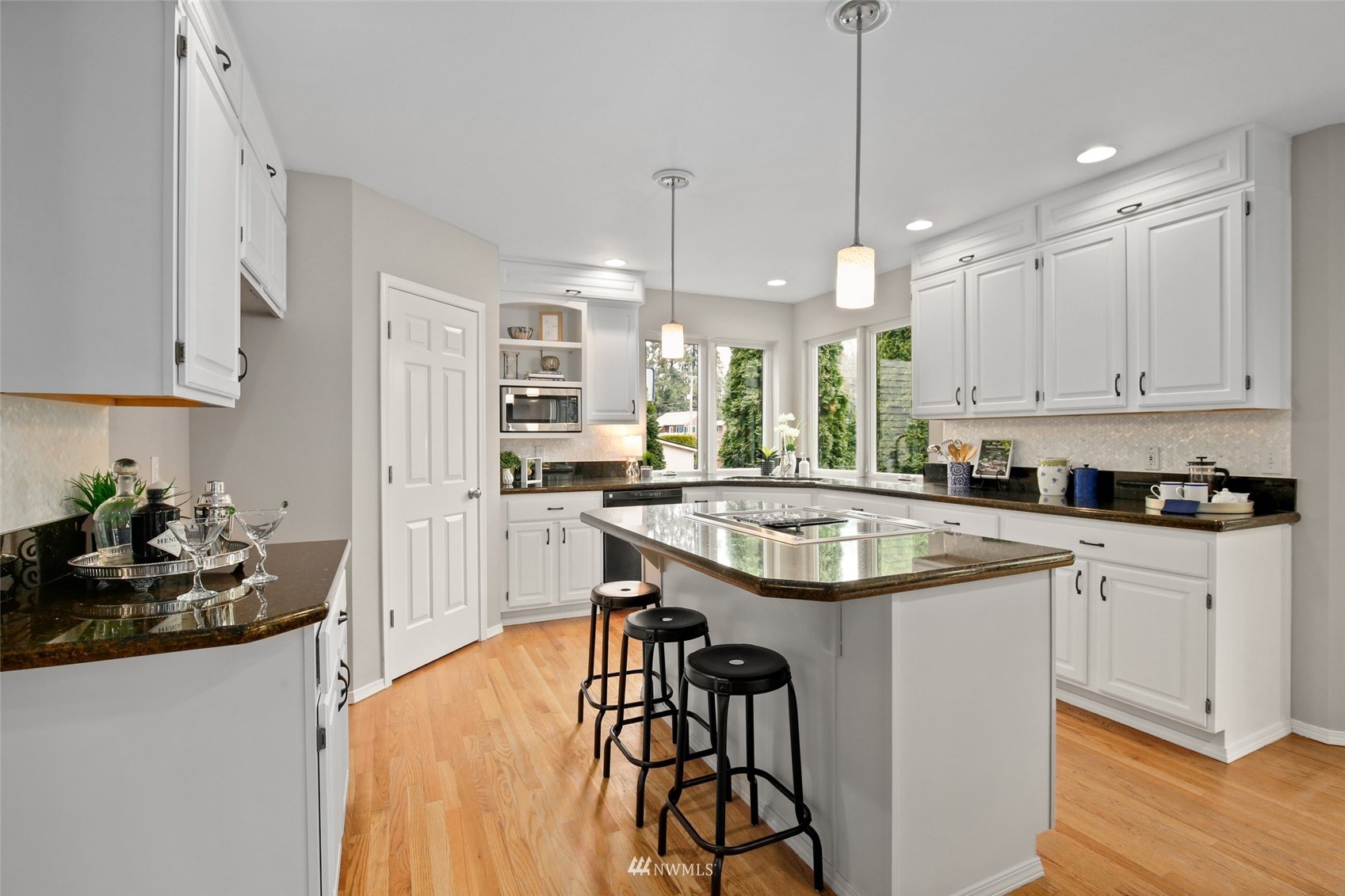 18352 160th Place Southeast Renton, WA 98058 - Photo 10 of 40 Gallery Image 10