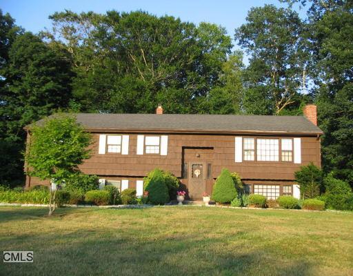 27 Sharon Road Trumbull, CT 06611 - Photo 1 of 1