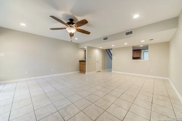 $1,775 | 11303 Vance Jackson Road, Unit C2, San Antonio, TX 78230