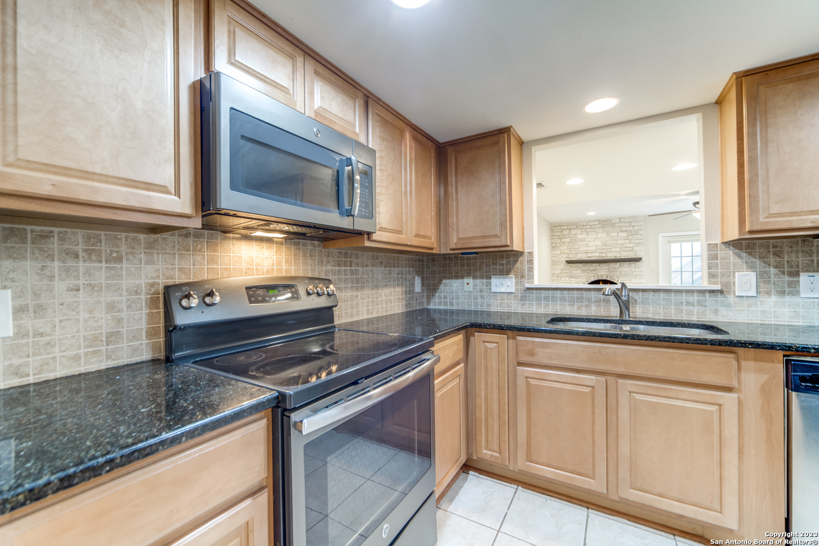 11303 Vance Jackson Road, Unit C2 San Antonio, TX 78230 - Photo 5 of 12